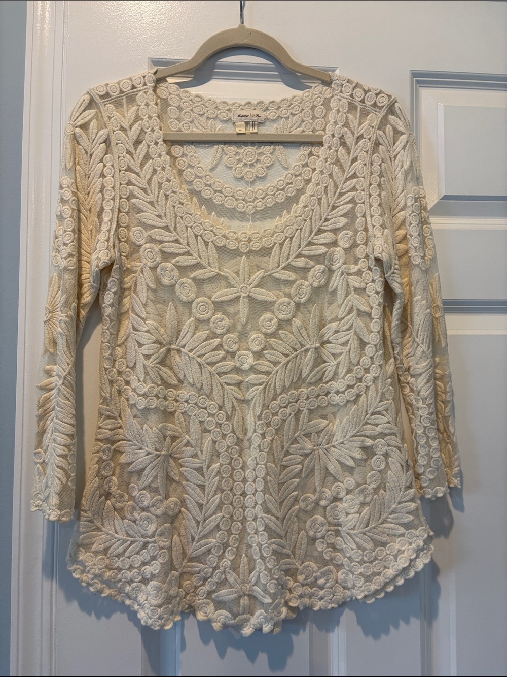 Meadow Rue Cream Embroidered Floral Long-Sleeve Tunic